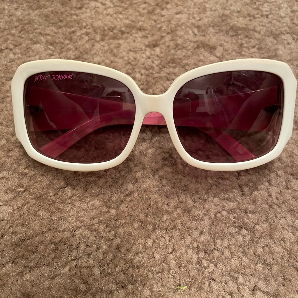 Betsey Johnson white sunglasses